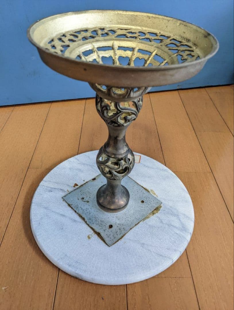 即決価格ありましたらコメントを♡ 昭和レトロ　お洒落な花台♡