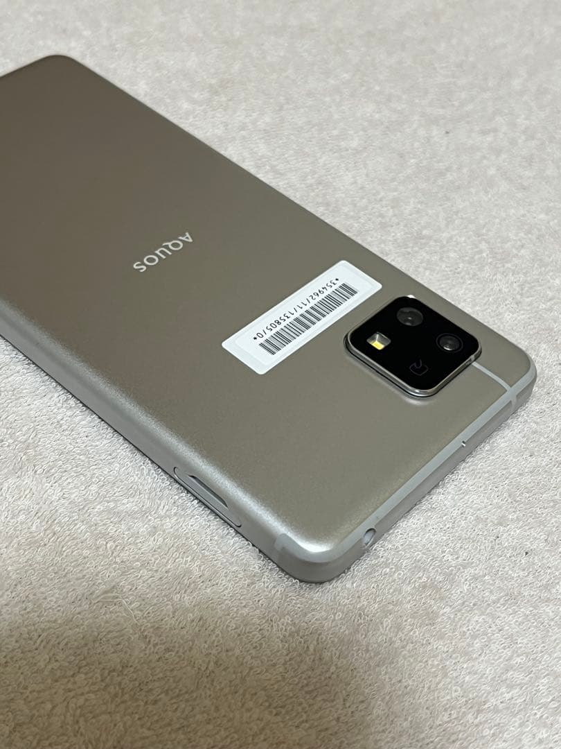 AQUOS sense4 basic SIMフリー
