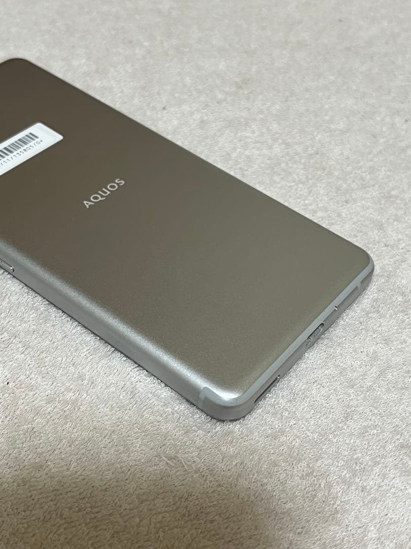 AQUOS sense4 basic SIMフリー