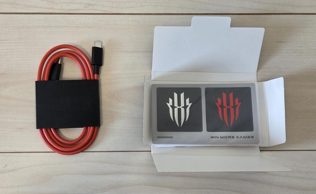 REDMAGIC Astra ゲーミングタブレット (12GB+256GB) 黒