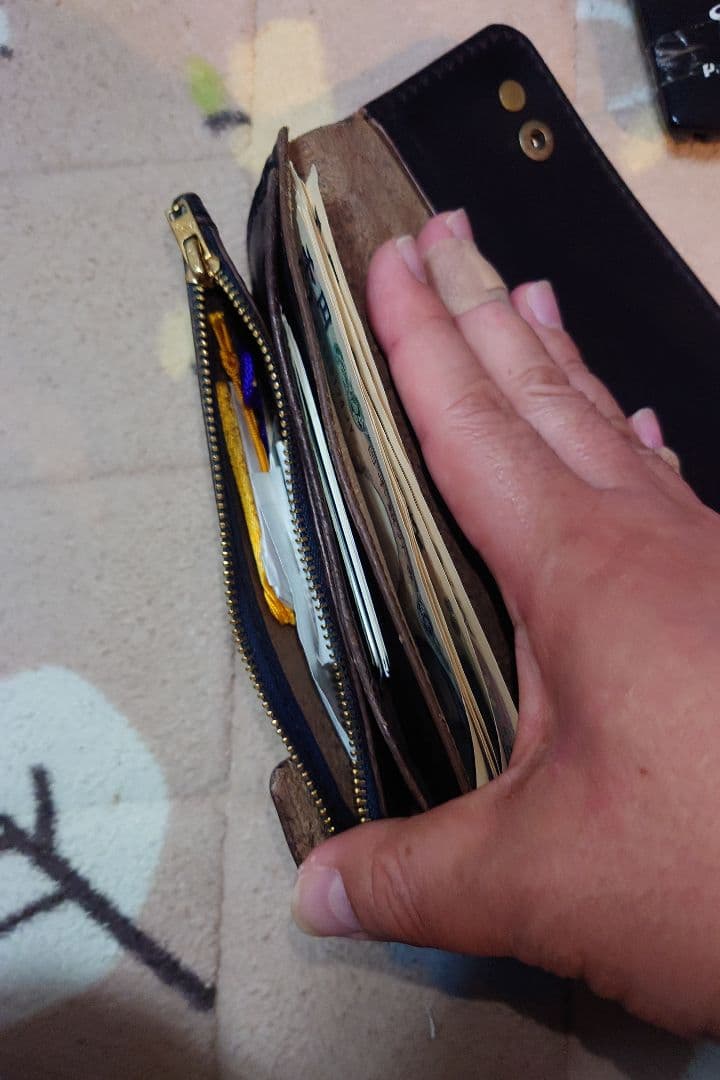 総手縫い ドーナツボタン トラッカーウォレット