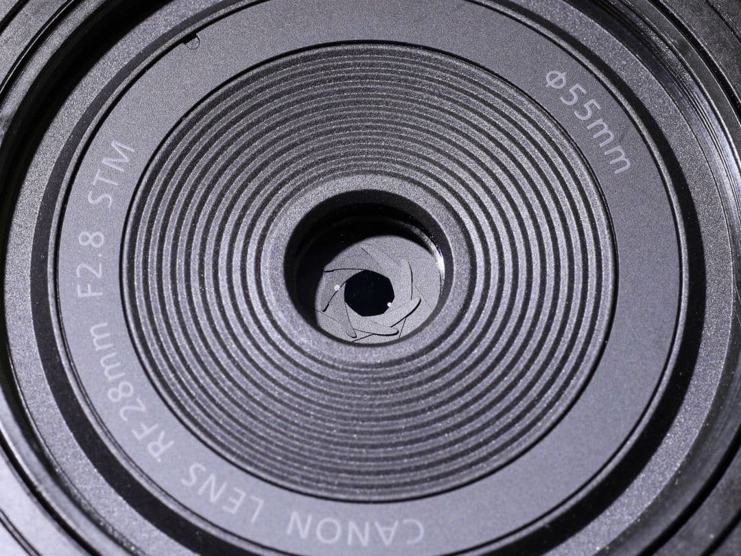 【中古品】CANON RF28mm f2.8 STM