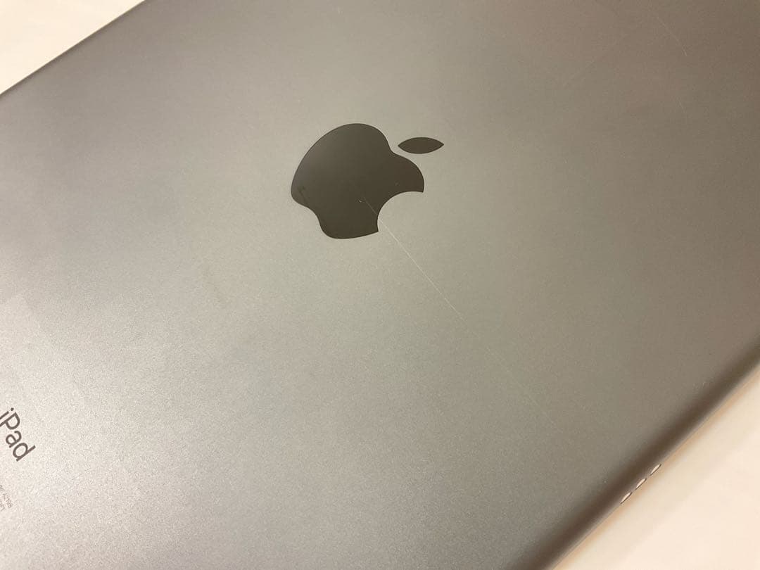【BT94％】iPad 第7世代32GB スペースグレイCellularモデル