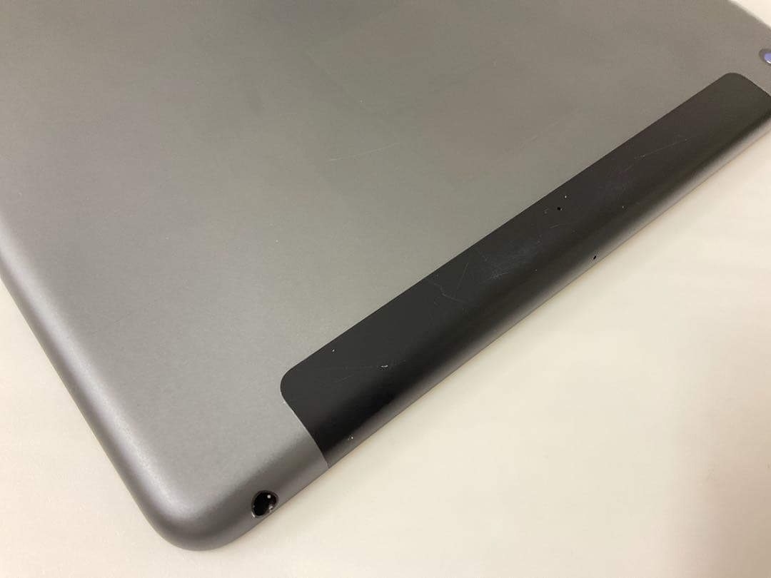 【BT94％】iPad 第7世代32GB スペースグレイCellularモデル