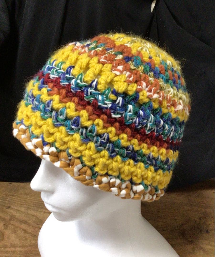 手作りニット帽　ビーニー型　イエロー　ブルー　グリーン　ストライプ　菜の花