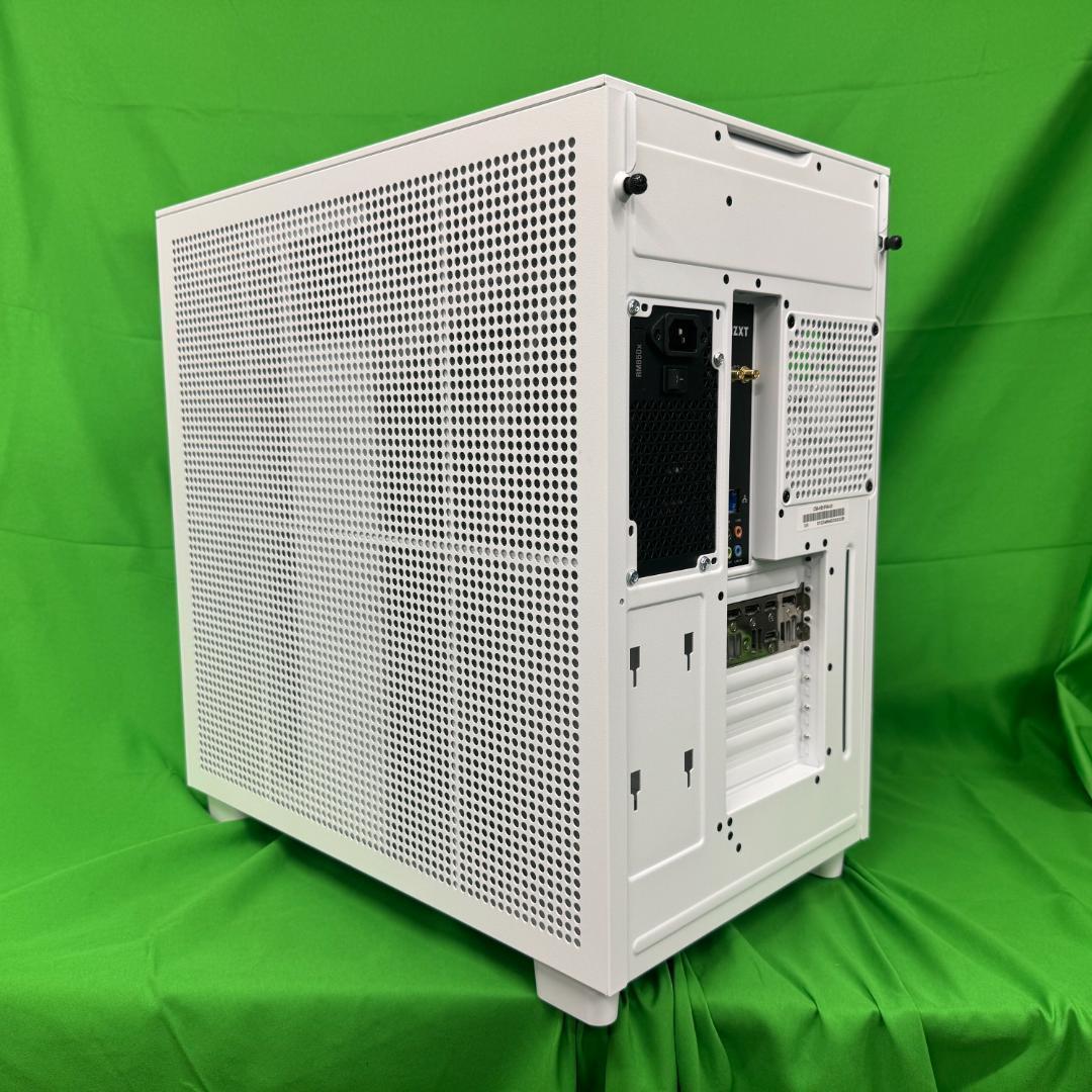 【真っ白NZXT自作PC】Core i5 RTX3070 32GB NVMe搭載