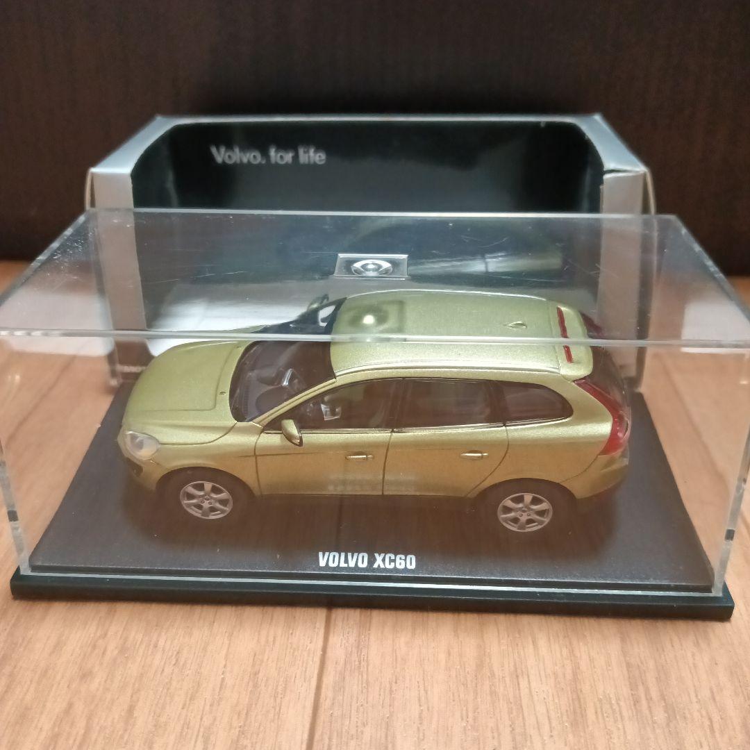 VOLVO✪XC60 1:43スケール
