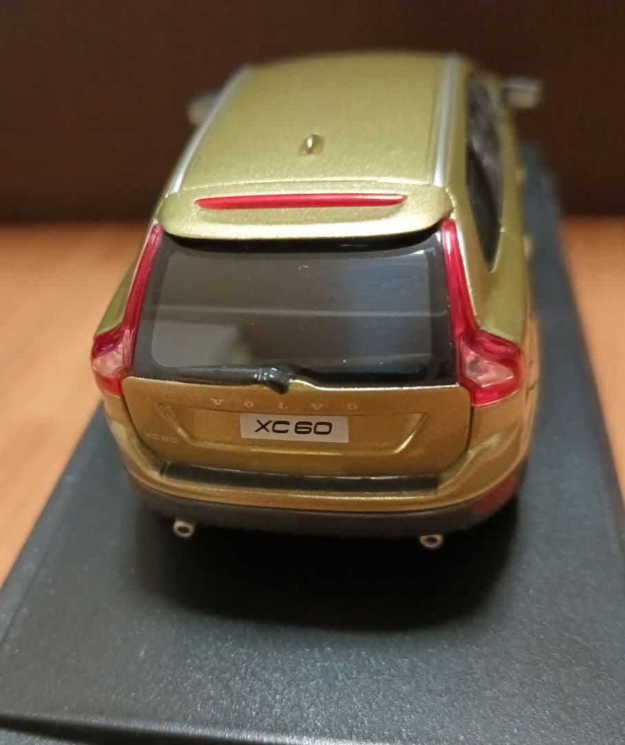 VOLVO✪XC60 1:43スケール