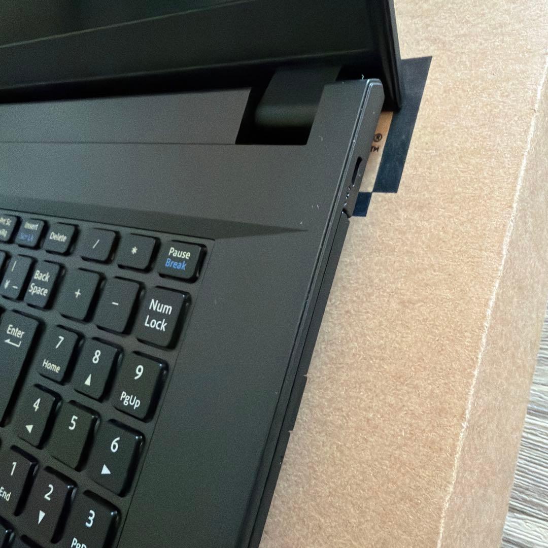 美品　mouse ノートPC F7-15101BKB 64メモリ1TB