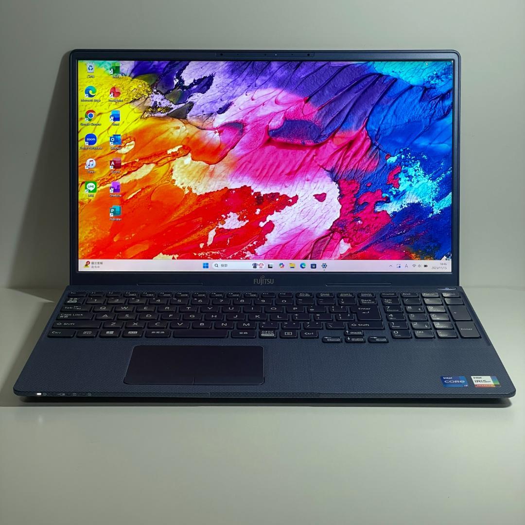 美品！第11世代i7 LIFEBOOK Windows11 ノートPC オフィス