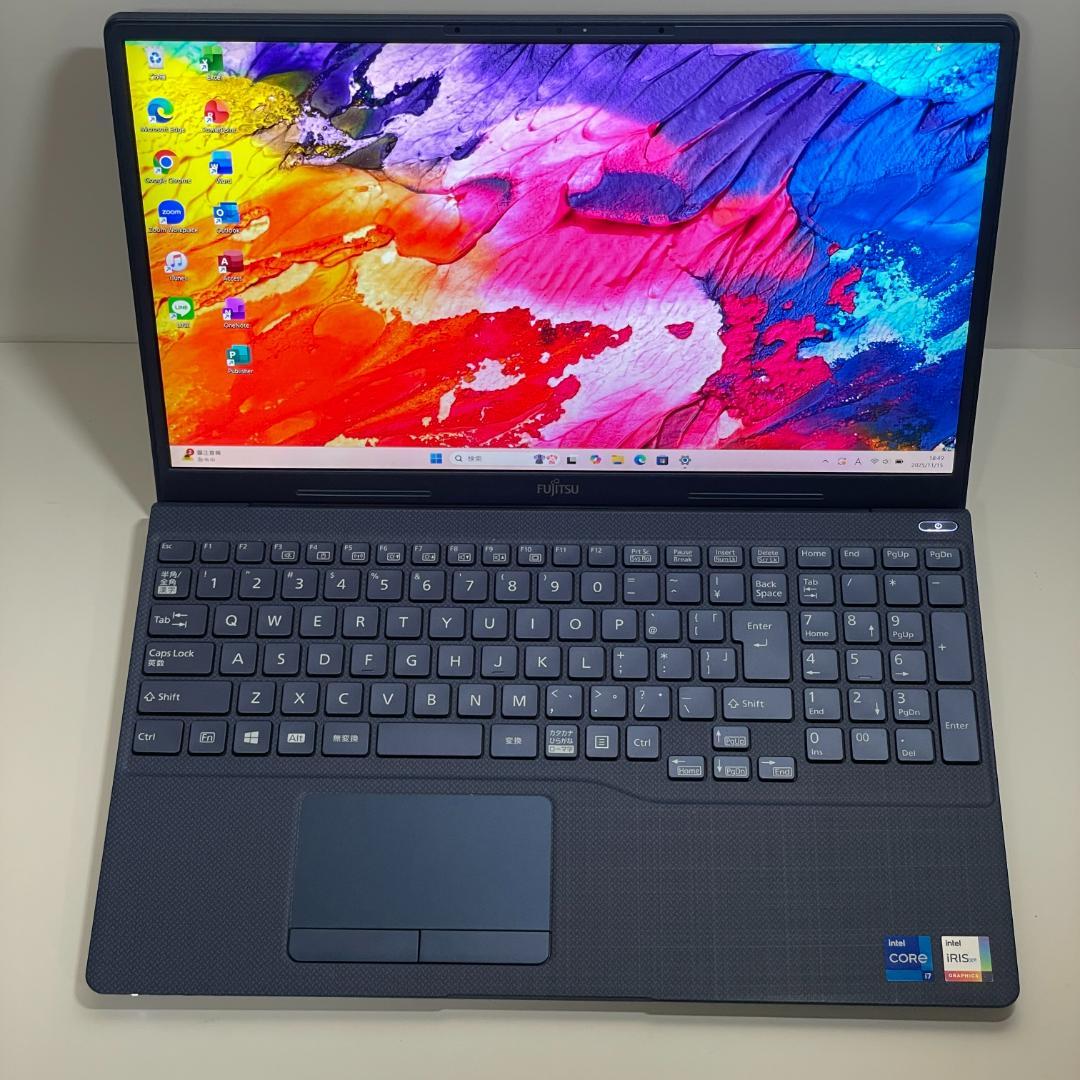 美品！第11世代i7 LIFEBOOK Windows11 ノートPC オフィス