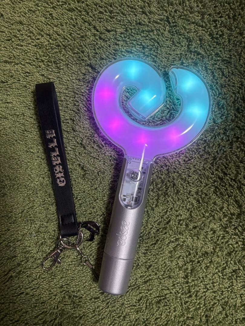 aespaペンライトジゼルのうちわ