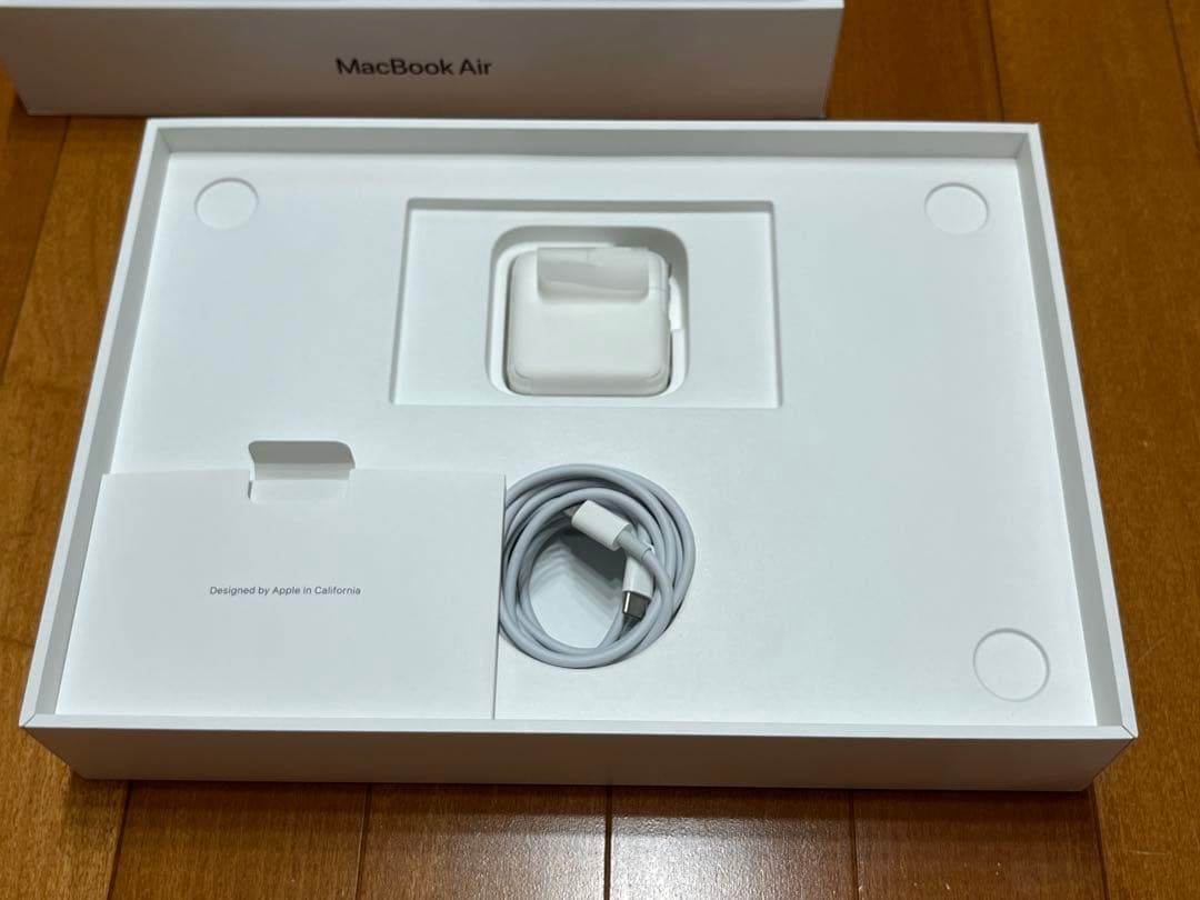 美品 M1 MacBook Air 13インチ US配列 16GB 500GB