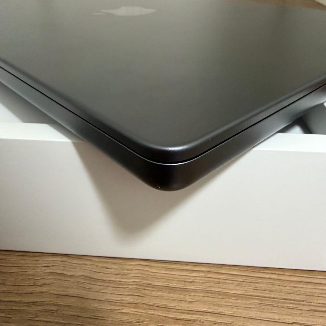 MacBook Pro 14インチ M4 16GB 1TB スペースブラック