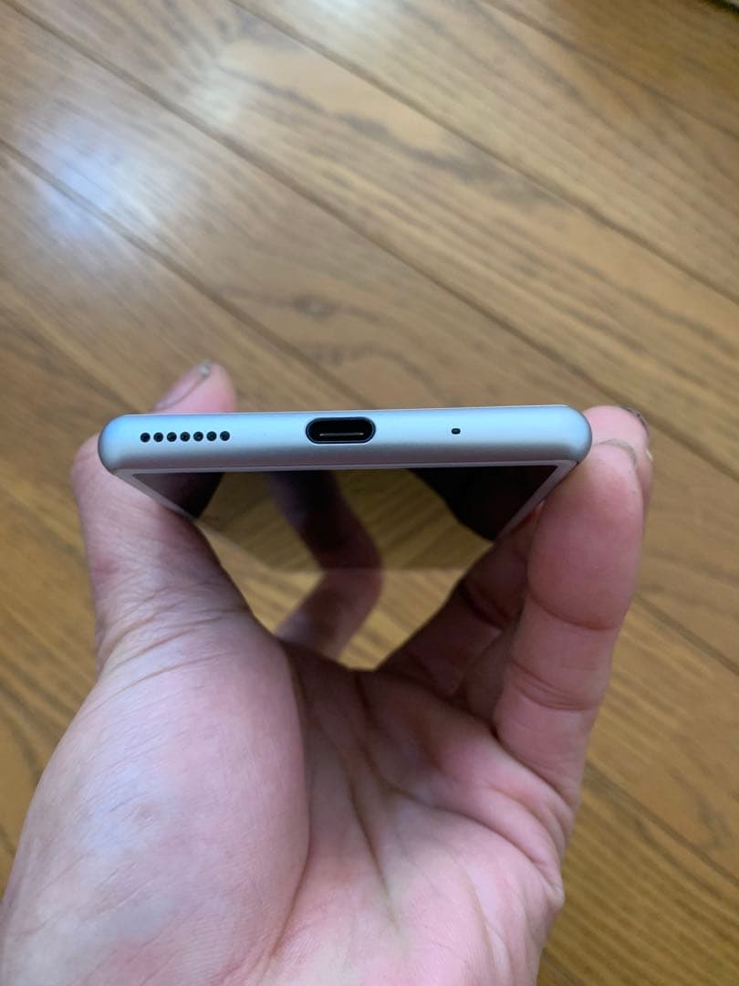 Sony Xperia SOV42 ホワイト 中古 美品 動作確認済み