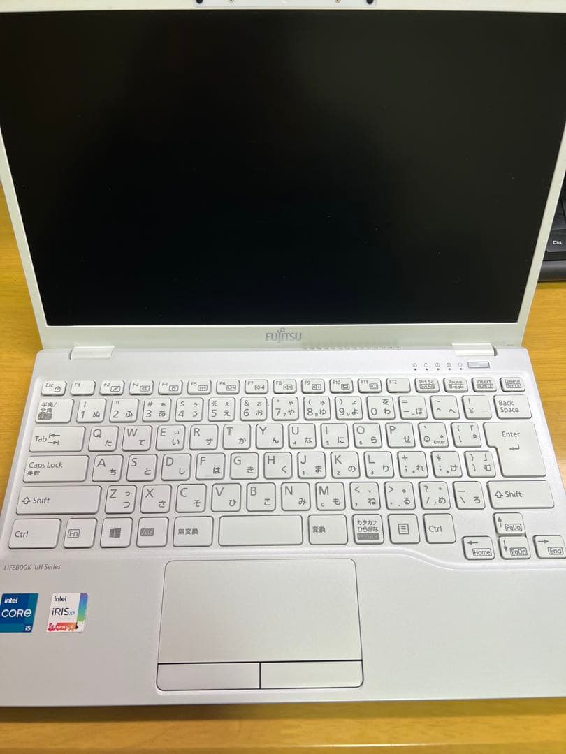富士通 Lifebook UH ノートPC Core i5-1135G7