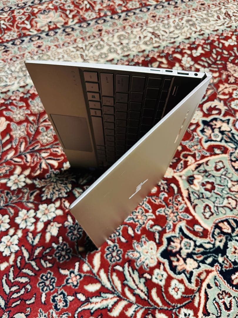 R*d様 HPノートPC 動作品 シルバー ノートPC