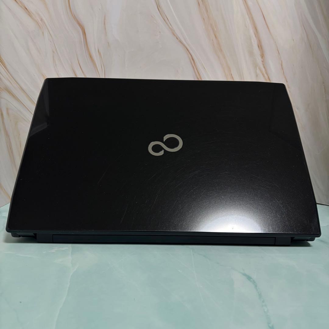 セール中♪カメラ付★Office付★富士通★4世代i3★新品SSD★メモリ8GB