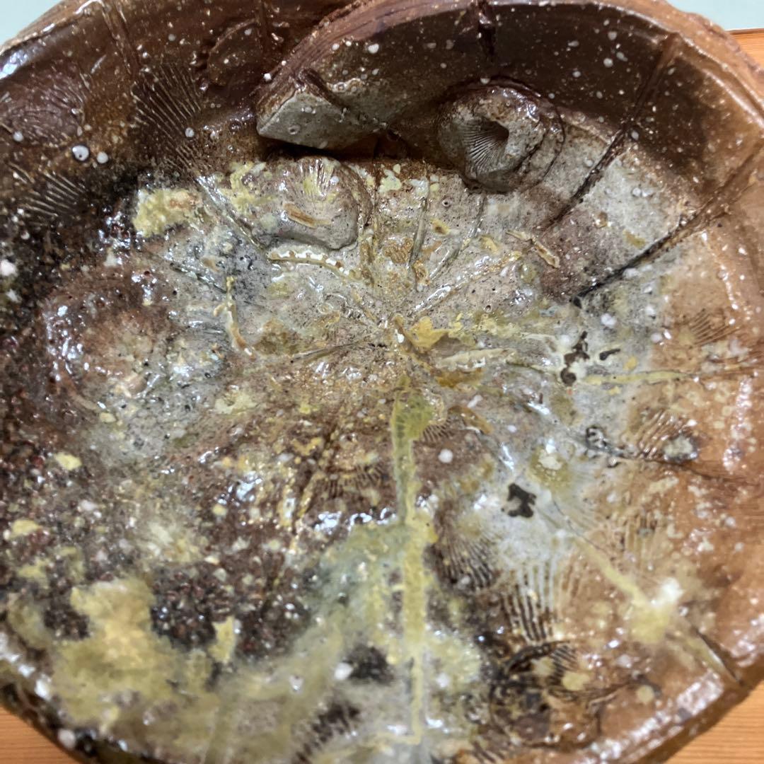 琉球　沖縄　当真裕爾作　貝型の皿　ヤチムン　やちむん　珍品　希少 ニュウ有