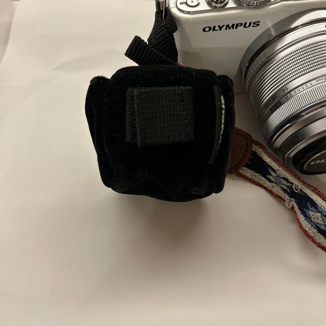 OLYMPUS E-PL3 ホワイト デジタル一眼レフ　レンズ2個付き