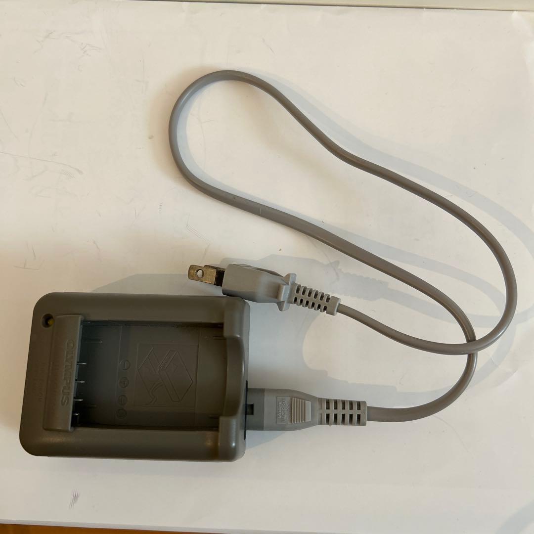 OLYMPUS E-PL3 ホワイト デジタル一眼レフ　レンズ2個付き