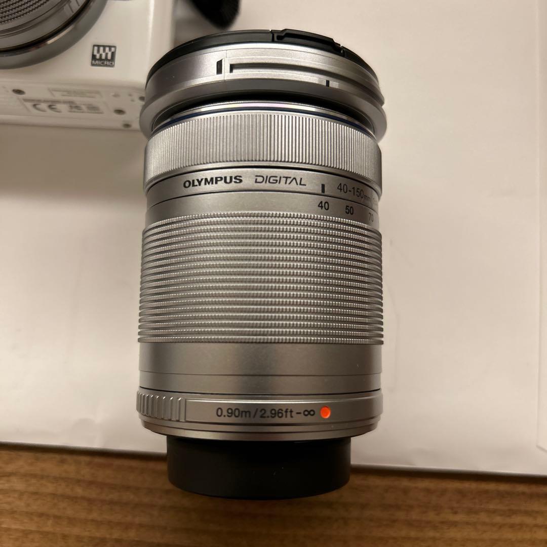 OLYMPUS E-PL3 ホワイト デジタル一眼レフ　レンズ2個付き