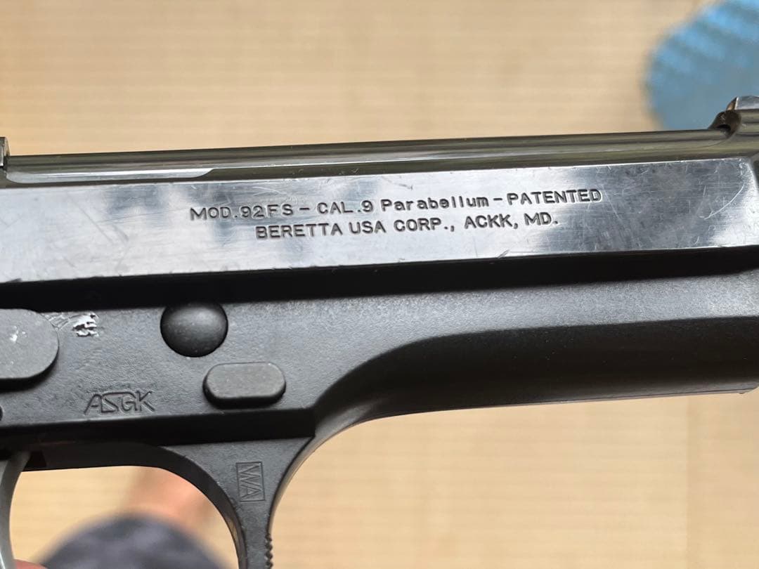 WESTERN ARMS M92FS ブローバックガスガン➕本革ホルスター