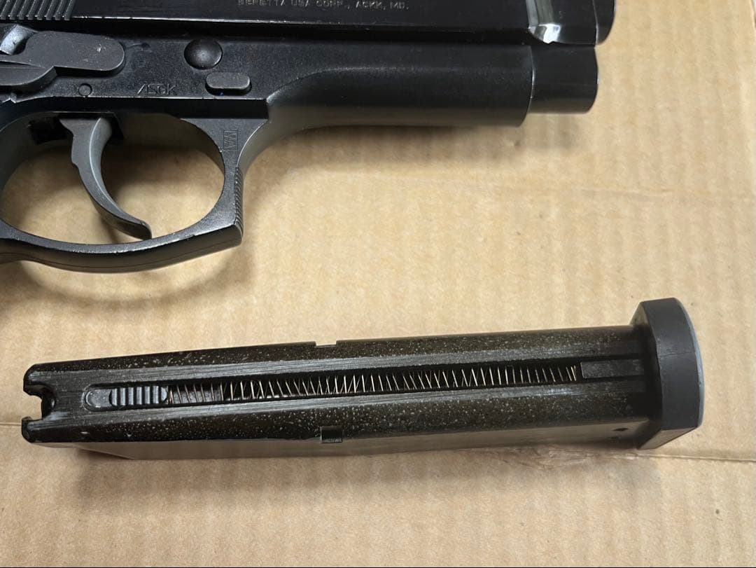 WESTERN ARMS M92FS ブローバックガスガン➕本革ホルスター