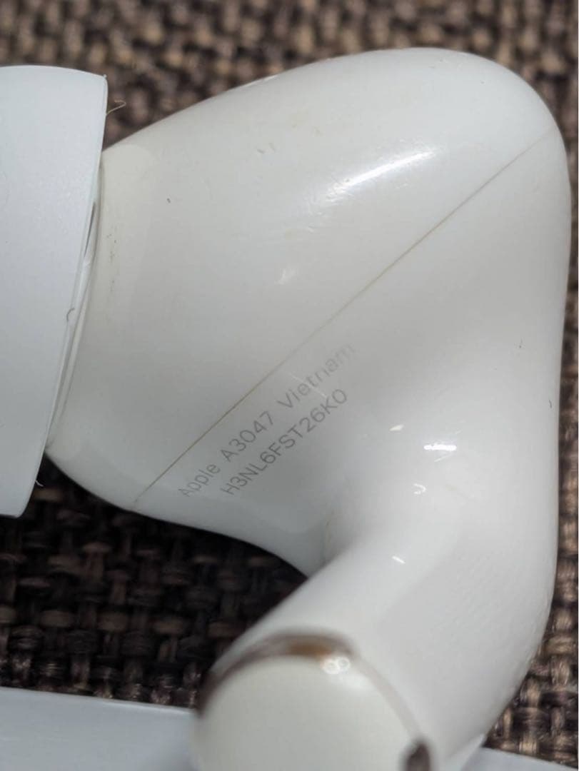 右耳 Apple AirPods Pro 第2世代 正規品 片耳1048