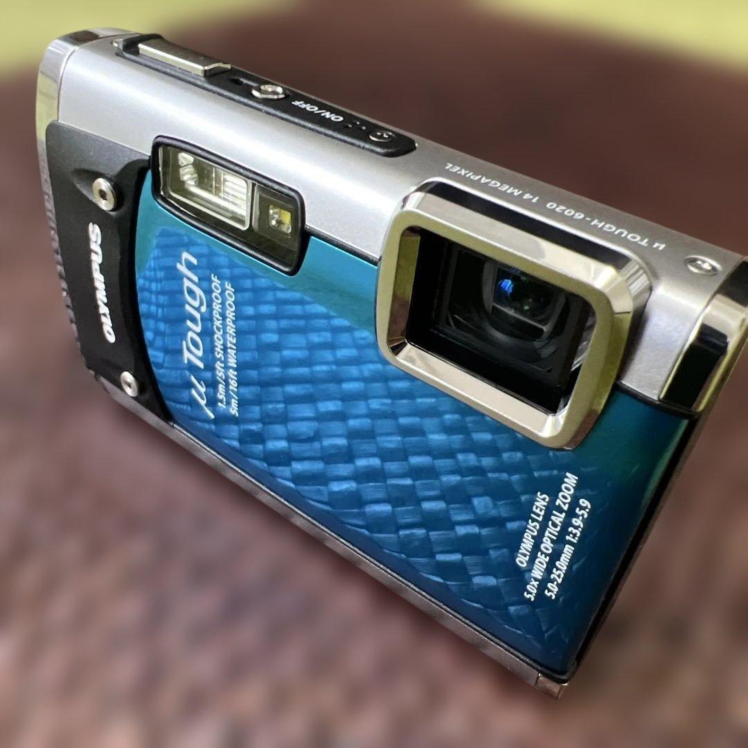 防水、タフネスカメラですOLYMPUS μ Tough コンパクトデジタルカメラ