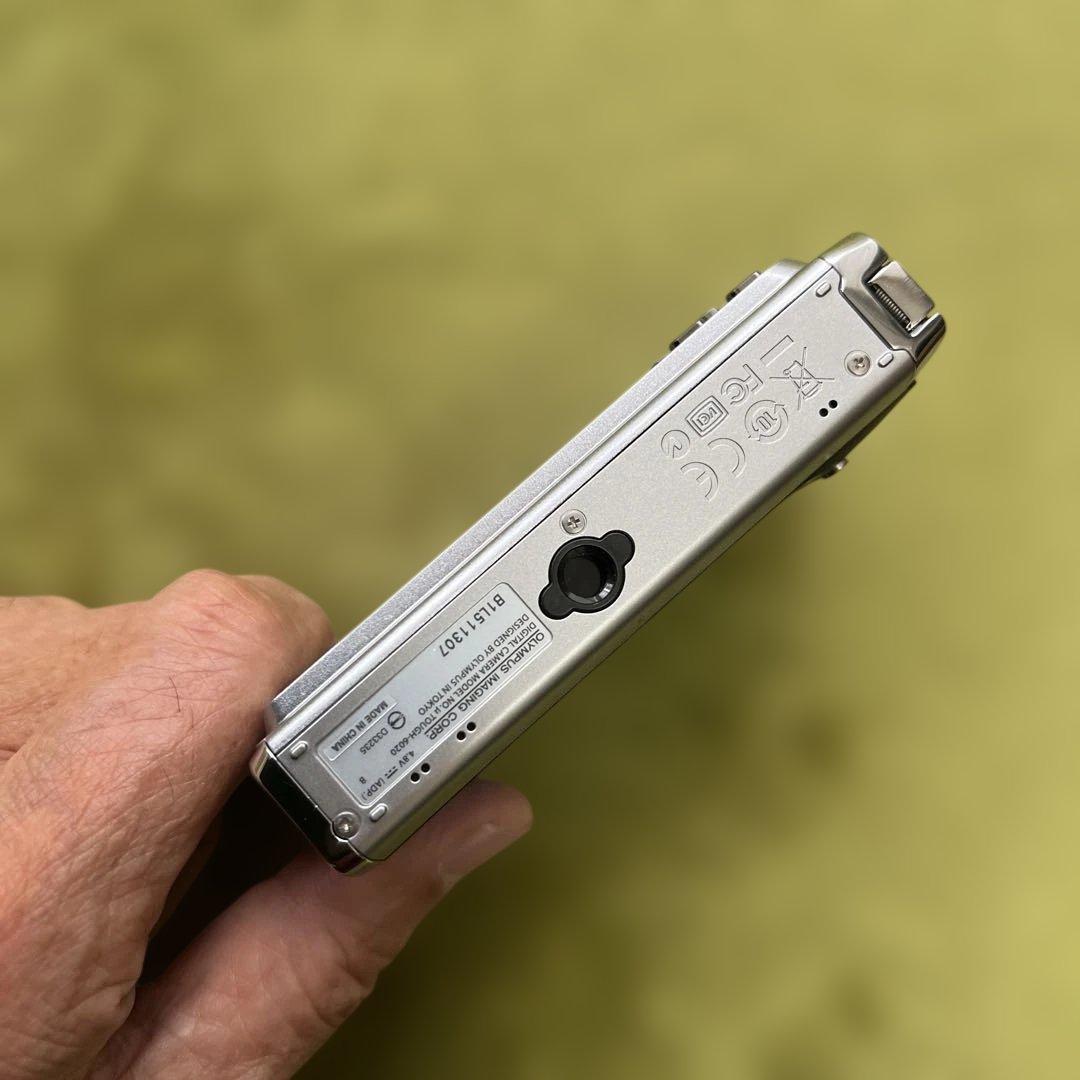 防水、タフネスカメラですOLYMPUS μ Tough コンパクトデジタルカメラ