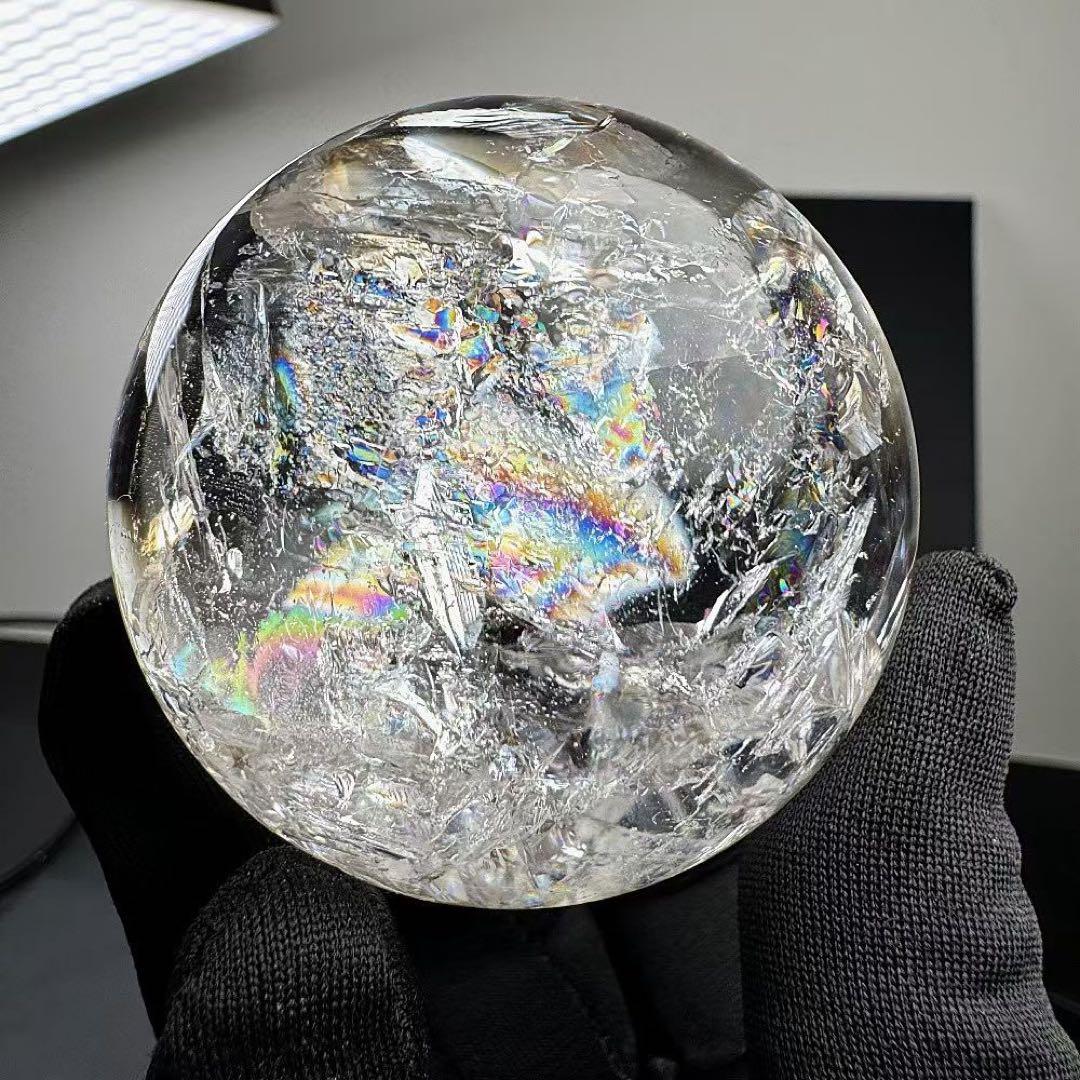 天然石虹あり　水晶のスフィア　丸玉　置物G.534