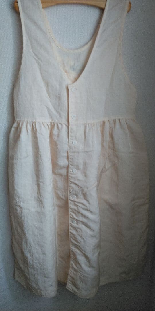 花モチーフ付きエプロン(lassiette)