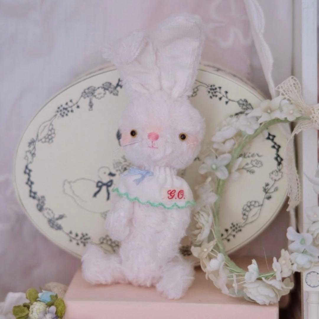 マカロンベイビーバニー 淡いピンク 兎 海外作家様 部屋飾り ハンドメイド