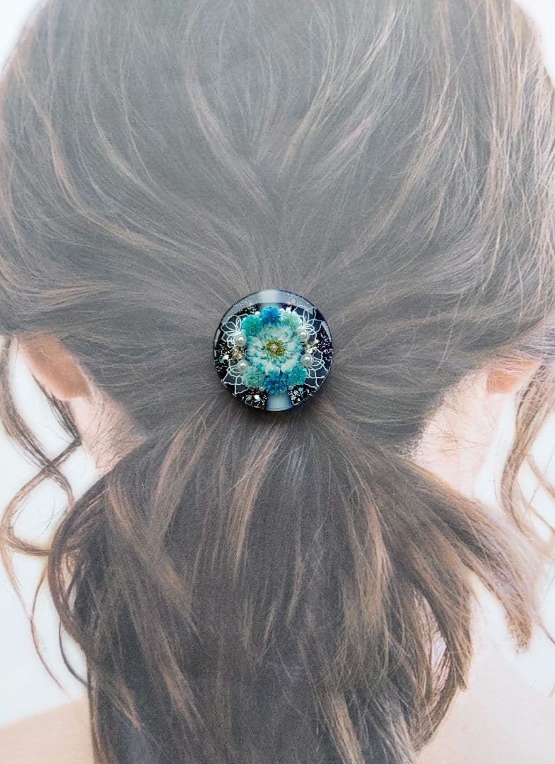 【1355】レジン　マトリカリア　ヘアゴム　ポニーフック　ブロ―チ　ハンドメイド