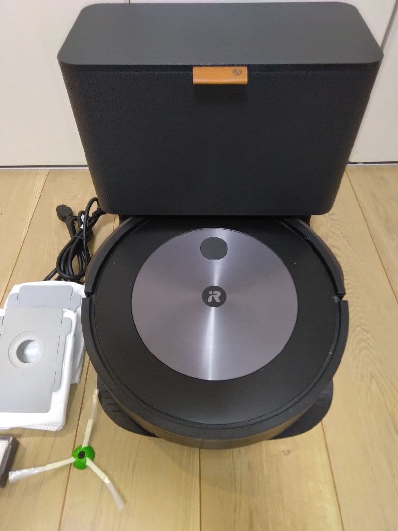 【使用半年　140時間】ルンバJ7+（2023購入）保守パーツ付set
