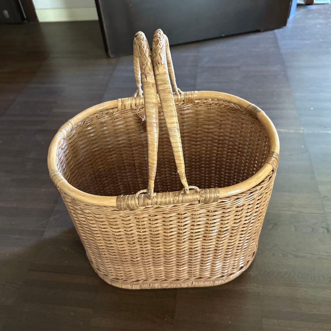 アンの部屋　オーバル型バスケットウィーブかごバッグ