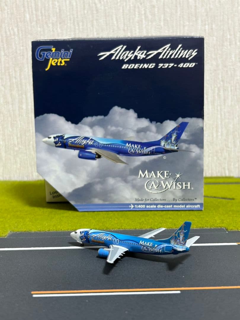 アラスカ航空 アラジン特別塗装機737-400 Make A Wish ジーニー
