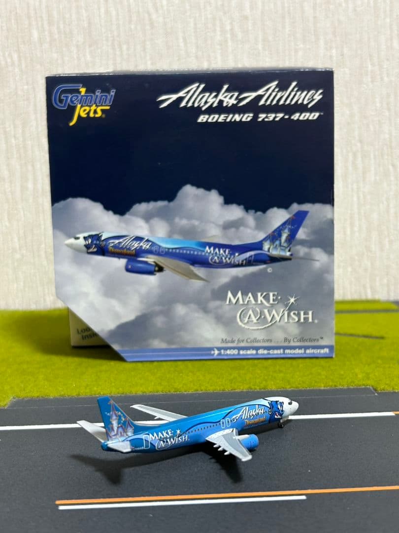 アラスカ航空 アラジン特別塗装機737-400 Make A Wish ジーニー