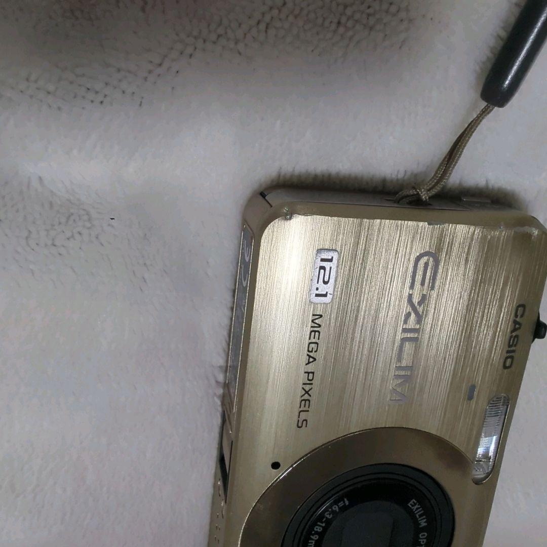 楽一番公式アカウント02様！CASIO EXILIM EX-Z90 ゴールド
