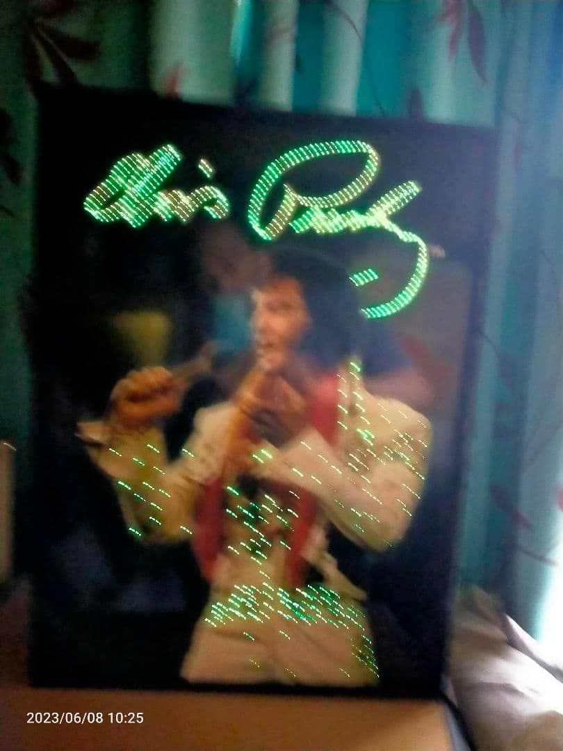 エルビス・プレスリーネオン