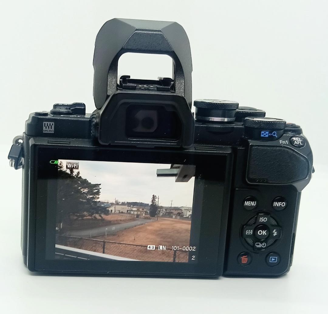 デジタルカメラ OLYMPUS OM-D E-M10 MarkIII Black 14-42mm