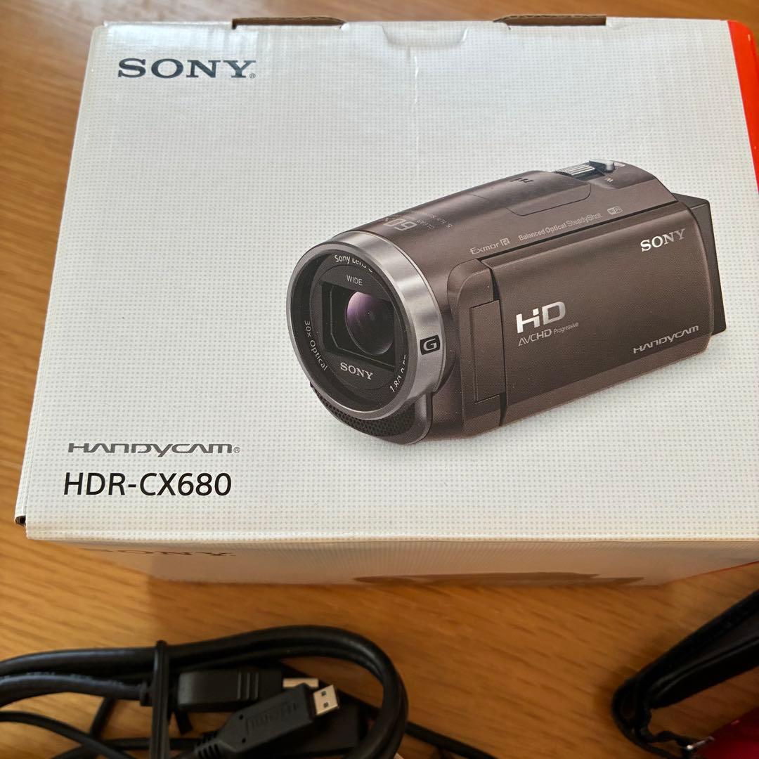 【ほぼ新品】SONY　ビデオカメラ　HDR-CX680 2019年製　レッド
