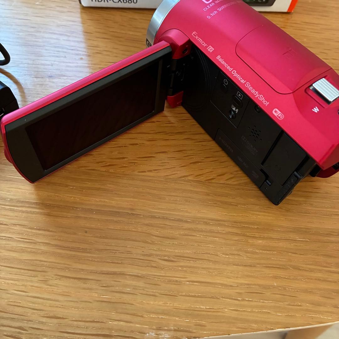 【ほぼ新品】SONY　ビデオカメラ　HDR-CX680 2019年製　レッド