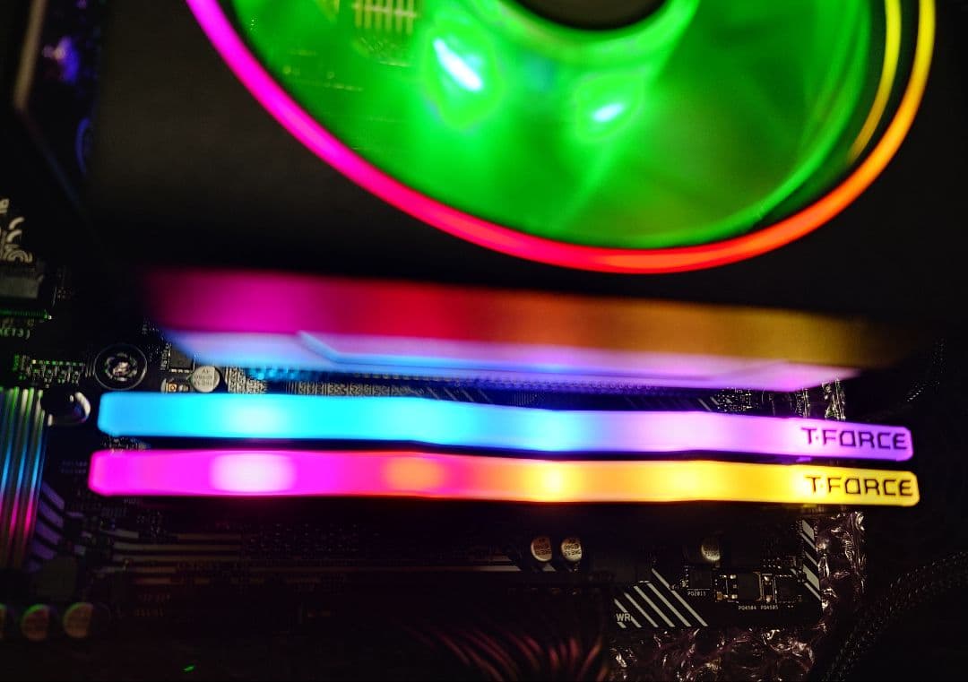 T-FORCE DDR4 3000MHz 8×2 16GB 【動作確認済】