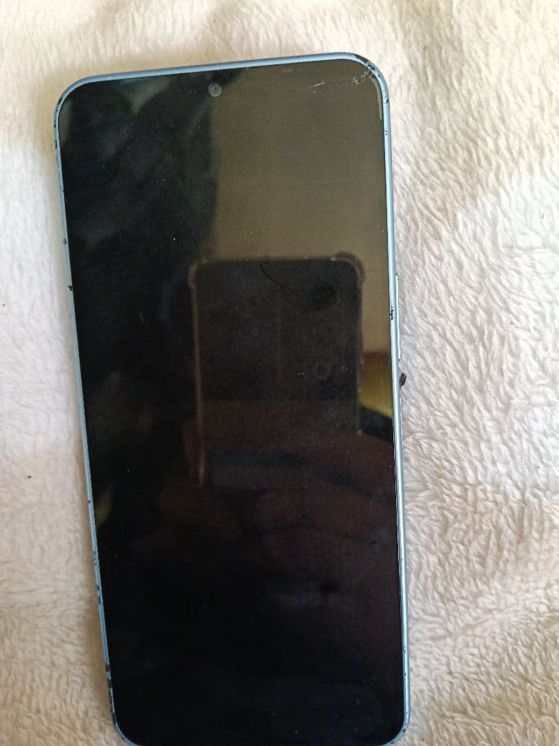 Libero5GivAT302ZTデュアルカメラ スマートフォン 青色