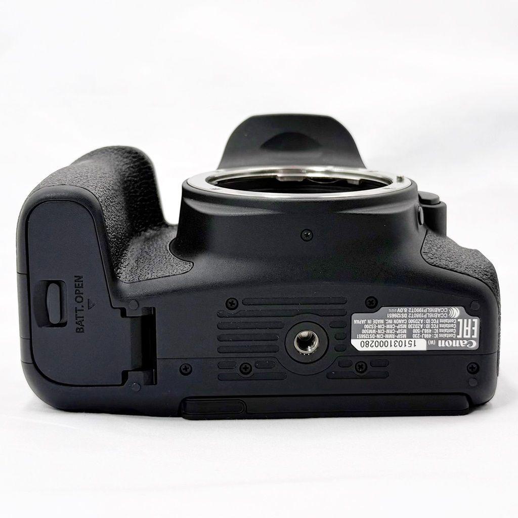 【美品】キャノン CANON EOS 9000D ボディ 一眼レフカメラ 中古