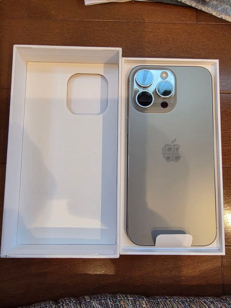 新品未使用 Apple iPhone 15 Pro max 512gb