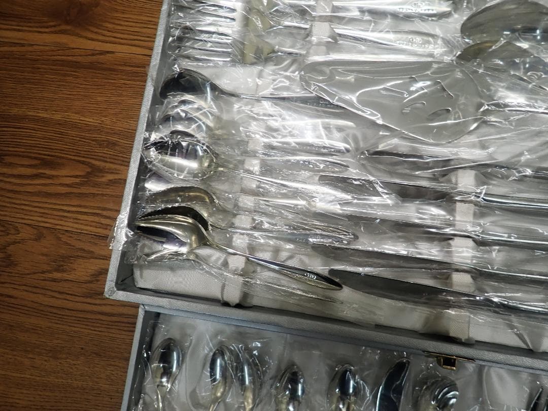 ☆*彡様 HANAI YUKIKO　ステンレススチール カトラリーセット