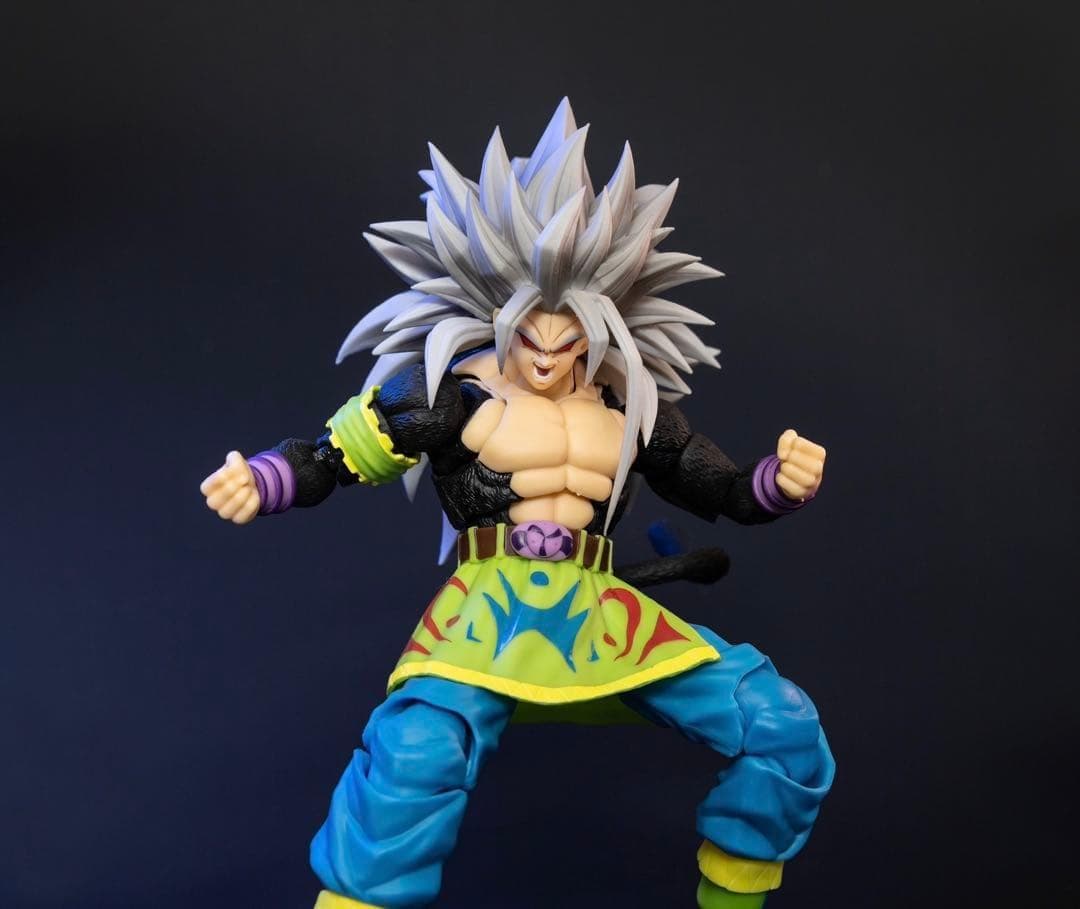 海外限定 S.H ドラゴンボール フィギュア スーパーサイヤ人5 孫悟空ブラック